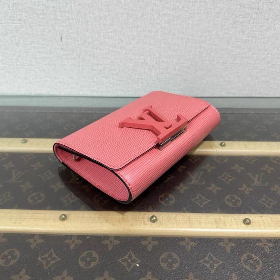 LV 水波紋粉色肩背斜背包 20*14*4 98新配件塵袋-3