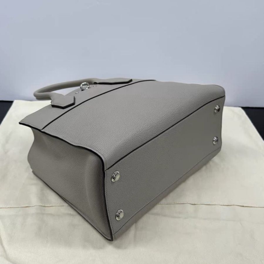 LV city steamer大象灰銀扣肩背手提包30*36*17 98新配件塵袋-2