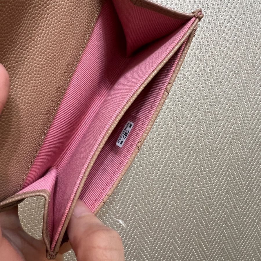Chanel 奶茶色荔枝皮金釦卡包AP3523-9