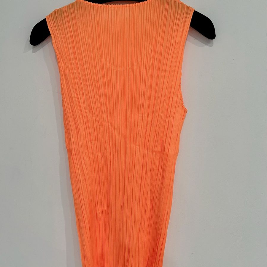 《二手品》三宅一生pleats please螢光橘皺摺背心-1
