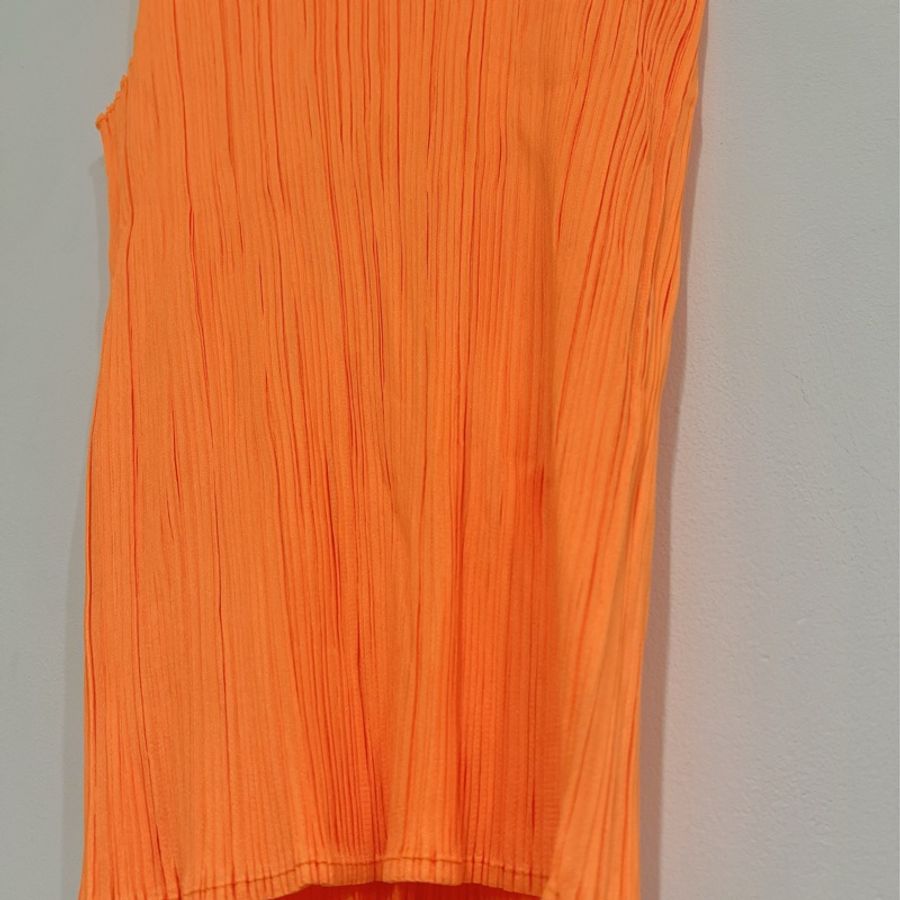 《二手品》三宅一生pleats please螢光橘皺摺背心-3