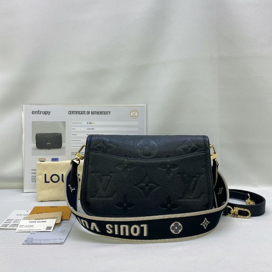 LV Diane黑花壓紋皮革法棍包-1
