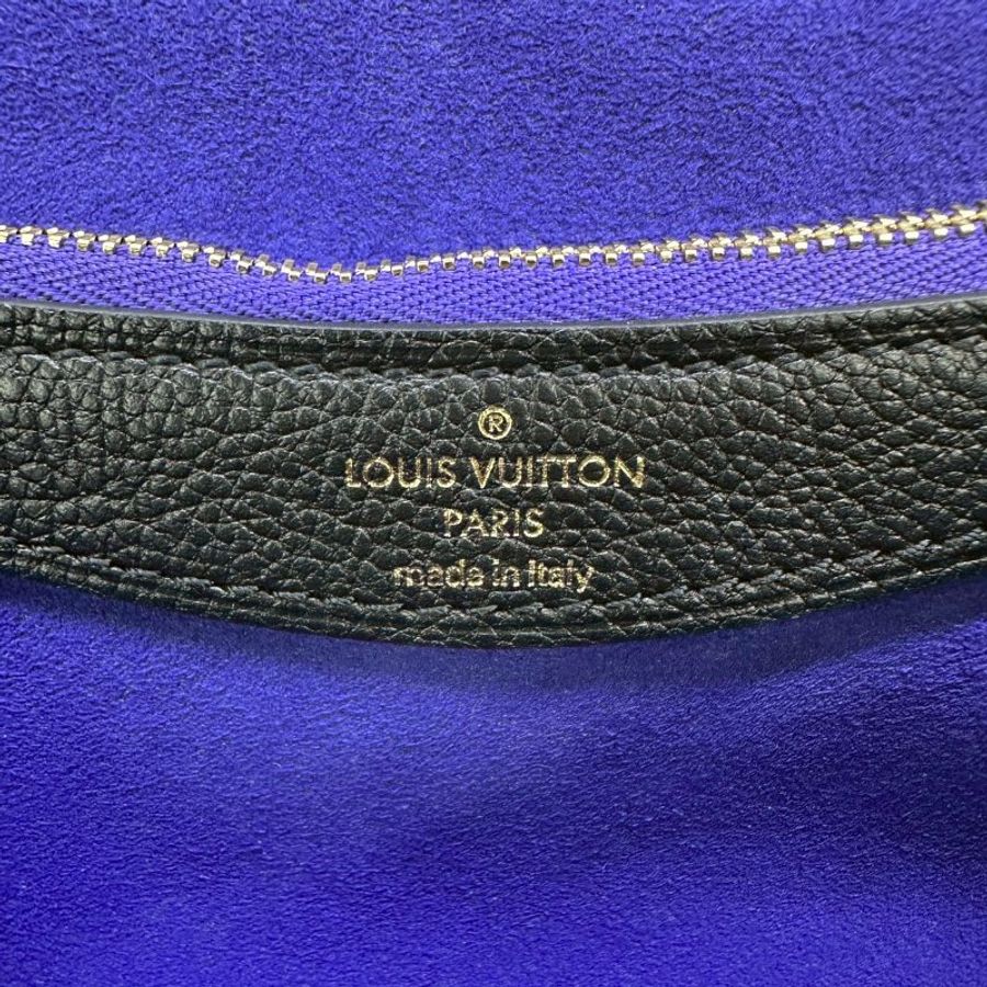 LV Diane黑花壓紋皮革法棍包-5