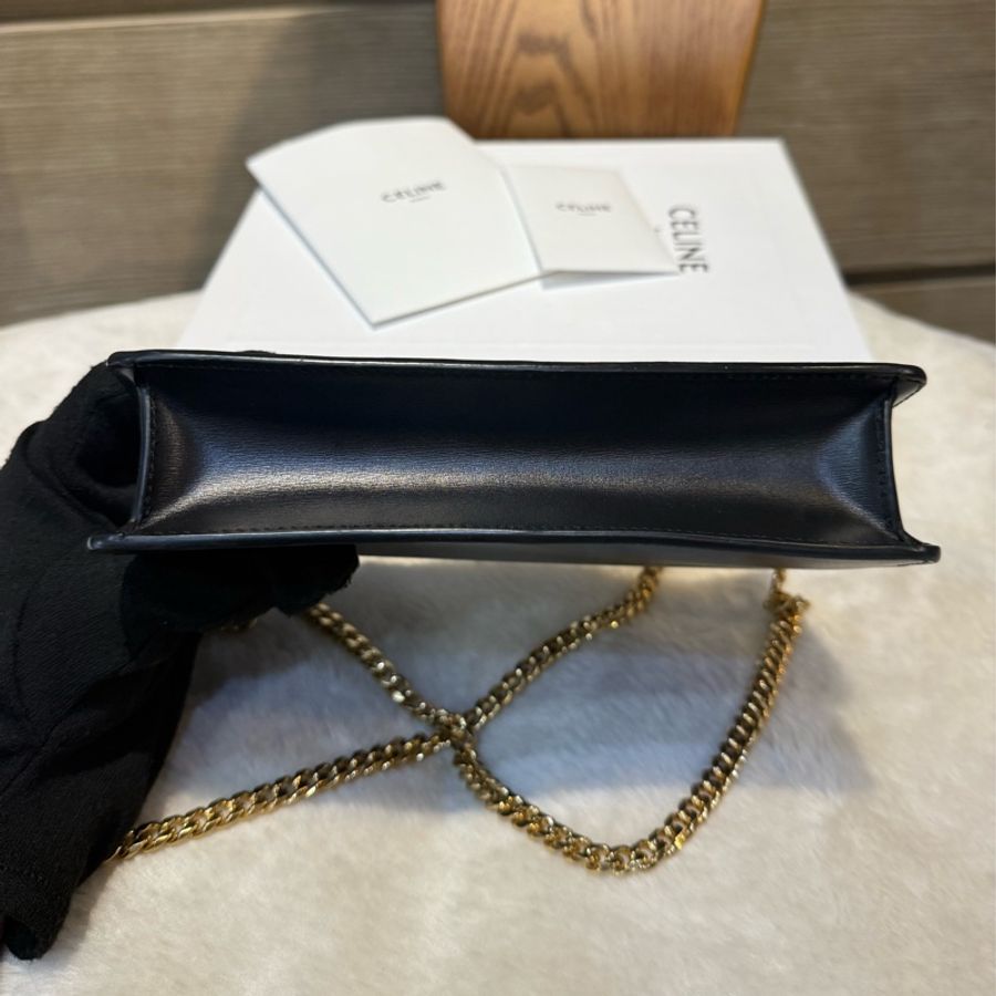 Margo 金鍊牛皮WOC/斜背包(黑色)-5
