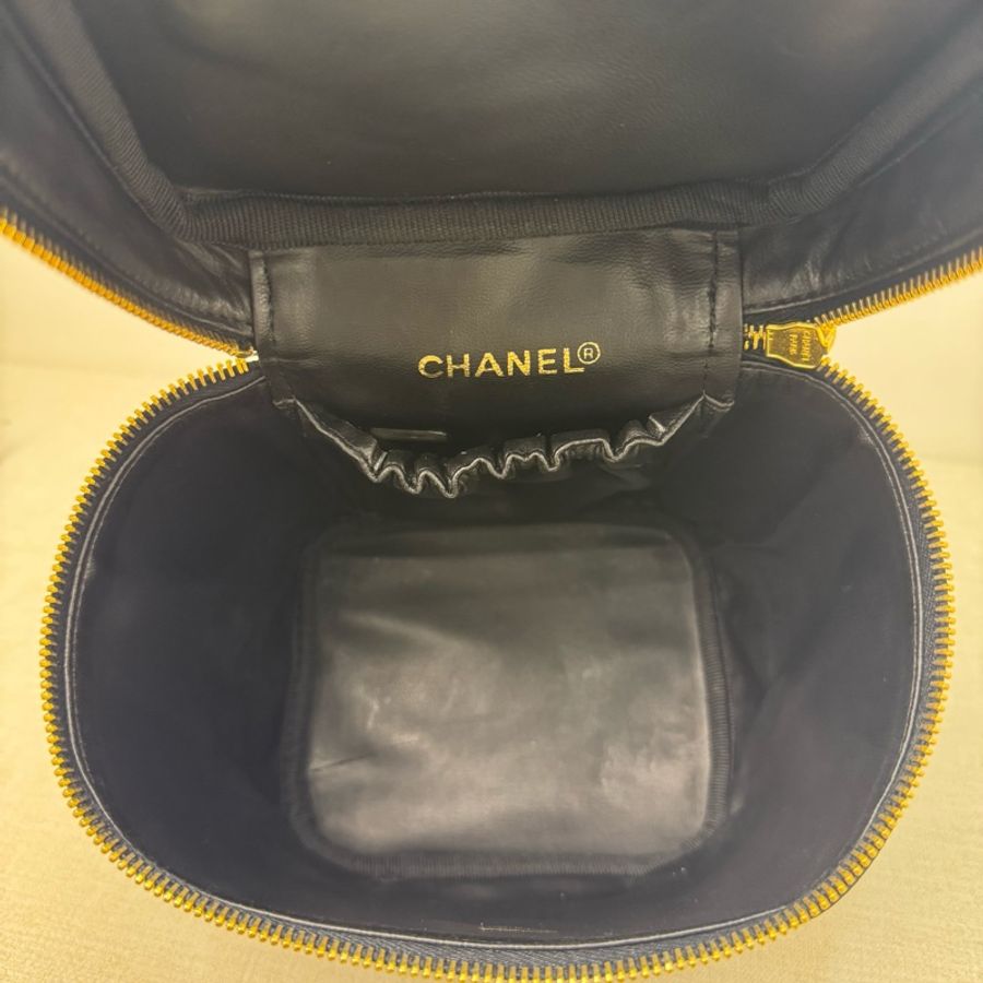 Chanel 小羊皮化妝箱-4