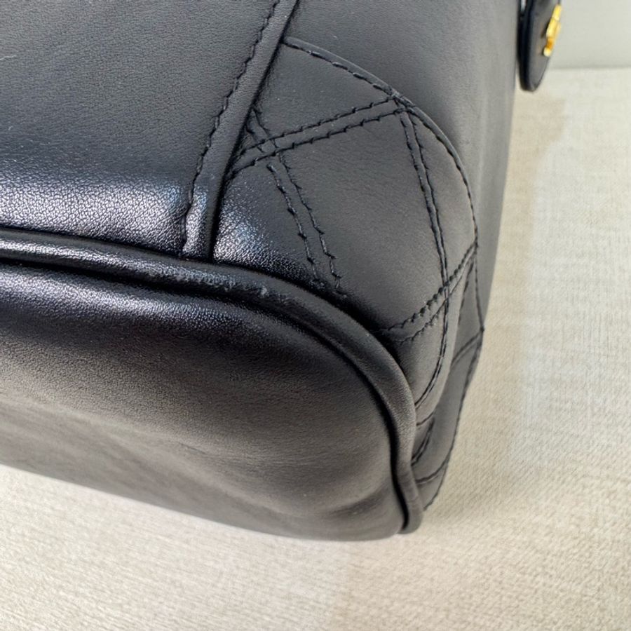 Chanel 小羊皮化妝箱-14