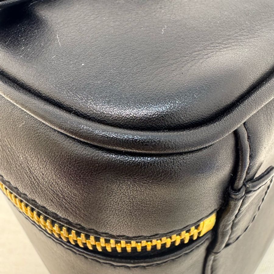 Chanel 小羊皮化妝箱-17
