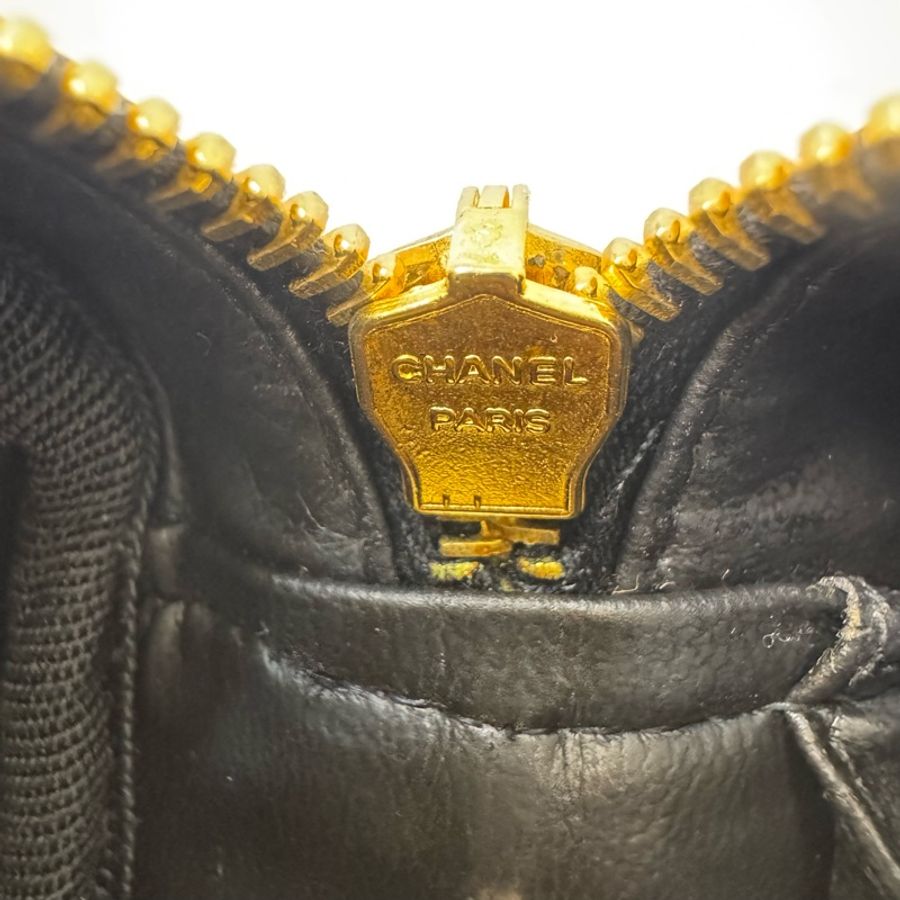 Chanel 小羊皮化妝箱-23