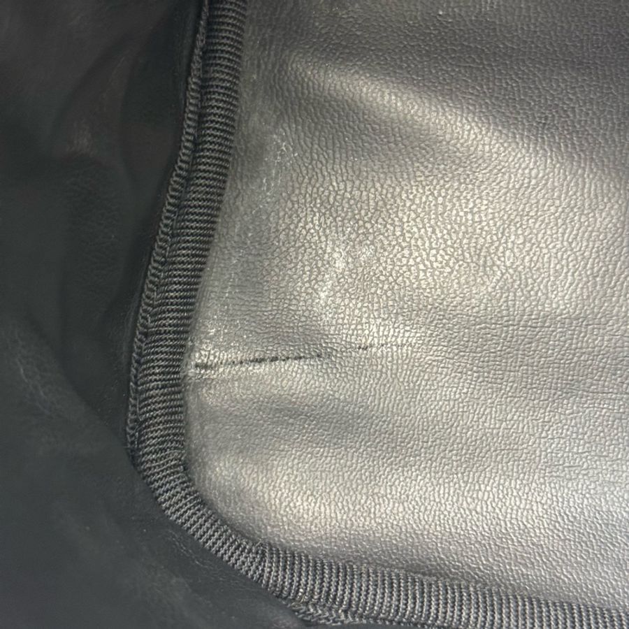 Chanel 小羊皮化妝箱-25