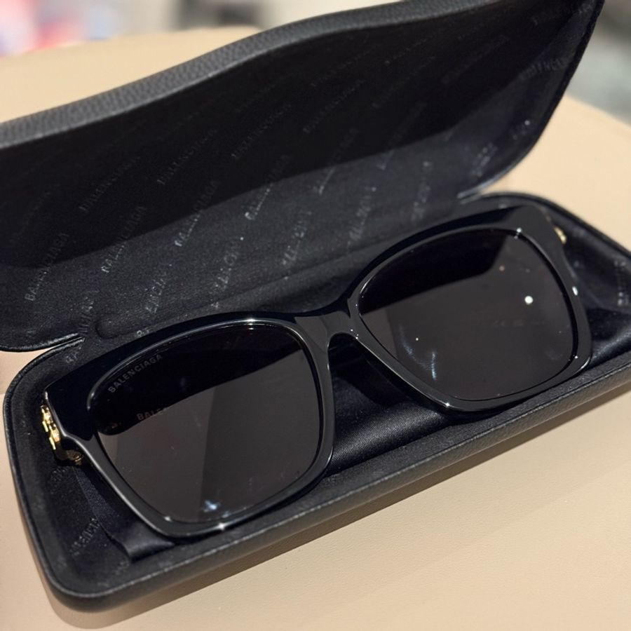 Balenciaga BB0102SA 001 黑色方框墨鏡｜金色雙B鏡腳-2