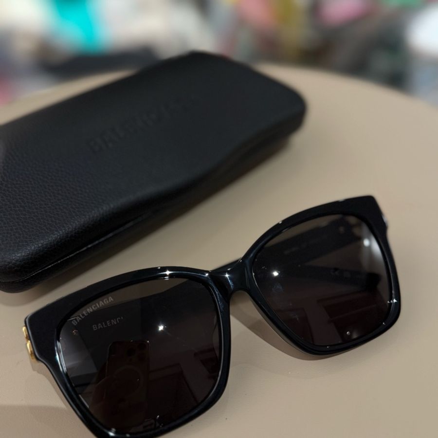 Balenciaga BB0102SA 001 黑色方框墨鏡｜金色雙B鏡腳-4