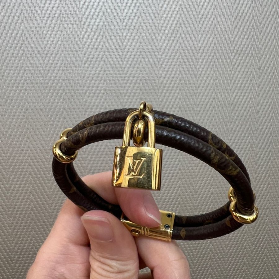 LV 原花金色鎖頭雙圈手環M6640-1