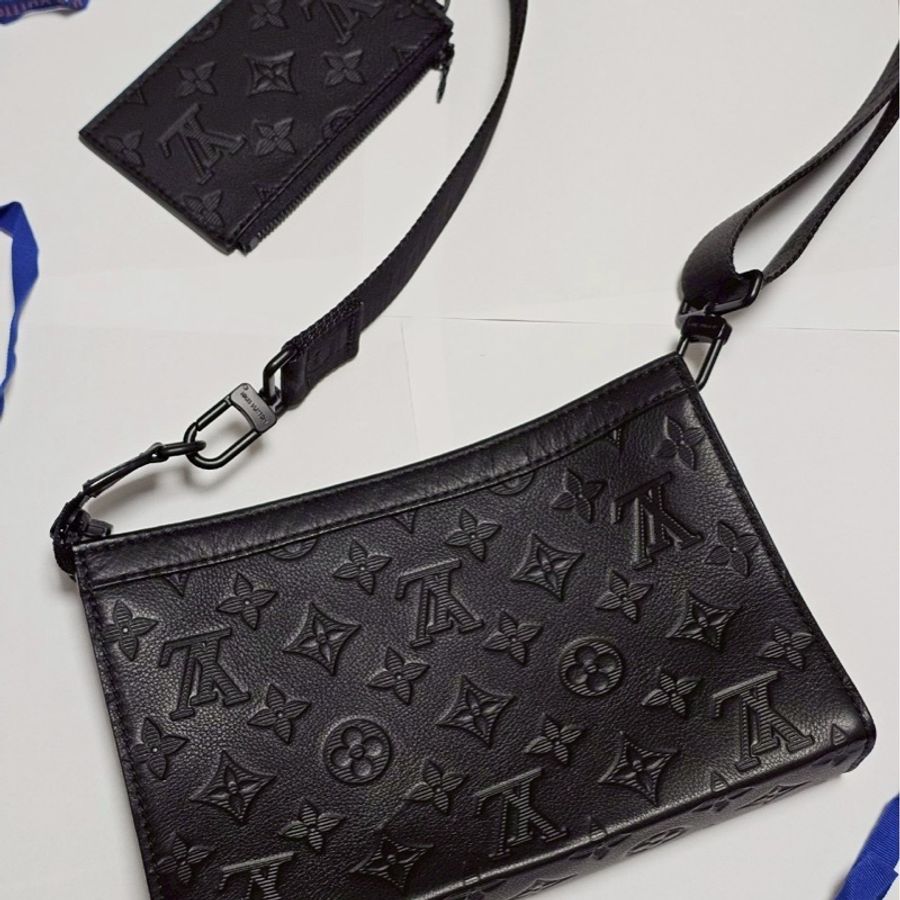Louis Vuitton Gaston 牛皮壓紋二合一斜背包(黑)-0
