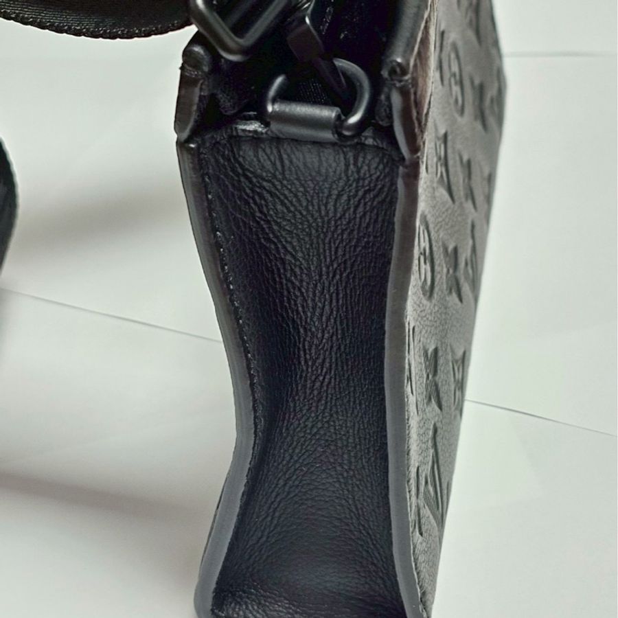 Louis Vuitton Gaston 牛皮壓紋二合一斜背包(黑)-2
