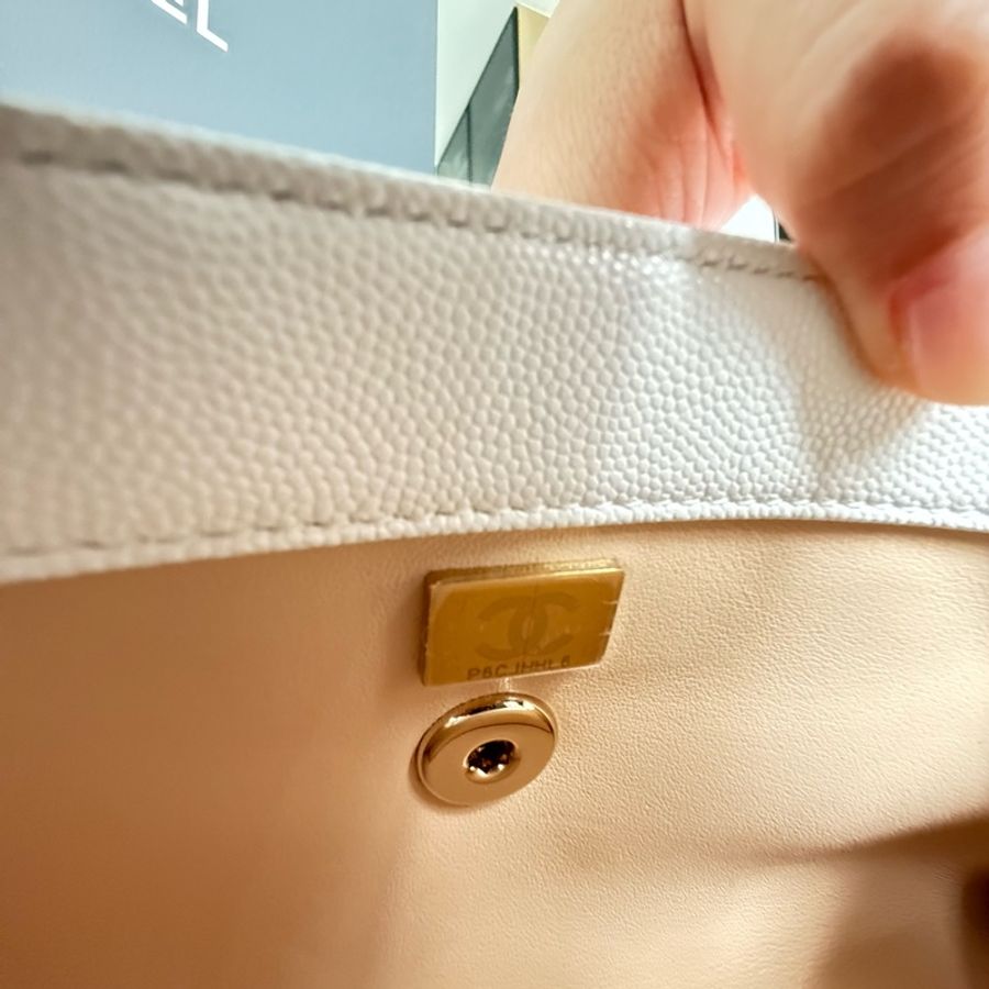 Chanel Coco Handle Small White-5
