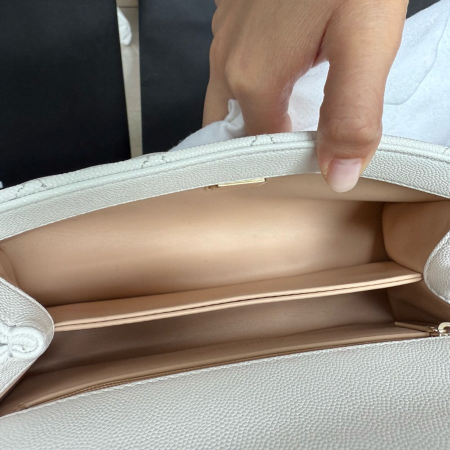 Chanel Coco Handle Small White-6