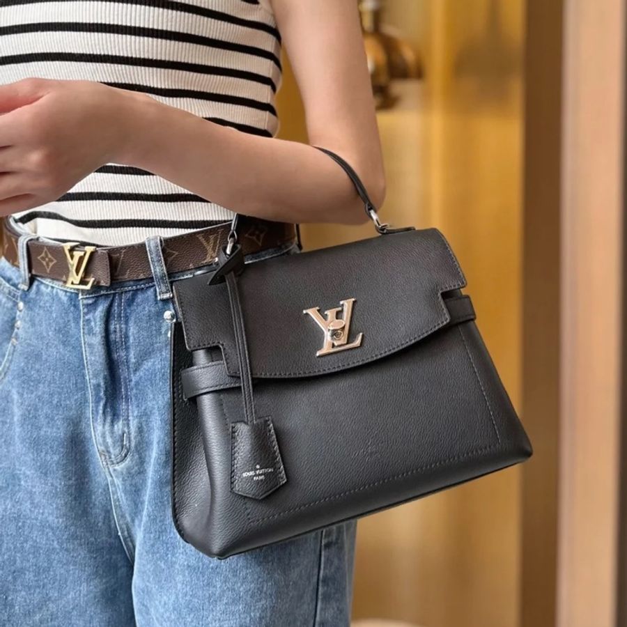 98新🆕Lv黑色全皮銀扣lockme ever迷你BB手提單肩斜挎包-0