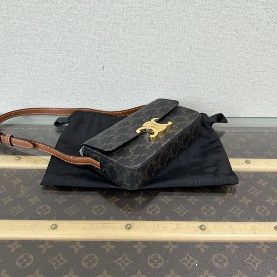 CELINE 金扣凱旋門老花肩背腋下包20.5*11.5*4 98新配件塵袋-2