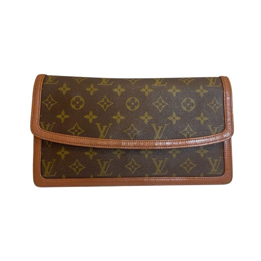 【赫蒂國際精品】 Louis Vuitton 路易威登 紅皮信封手拿包 vintage-0