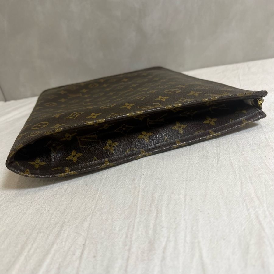 Lv 经典老花手拿包-7