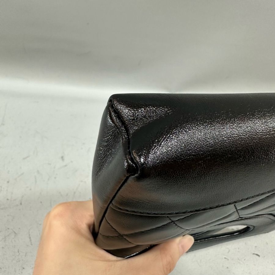 Chanel Ap3656 黑皮銀釦斜背包 nano 31 bag-5