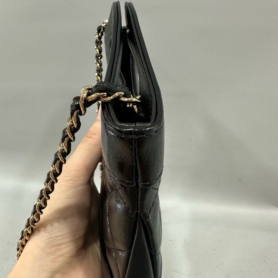 Chanel Ap3656 黑皮銀釦斜背包 nano 31 bag-15
