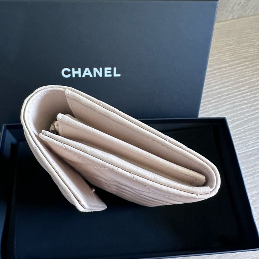 Chanel 全新皮夾-11