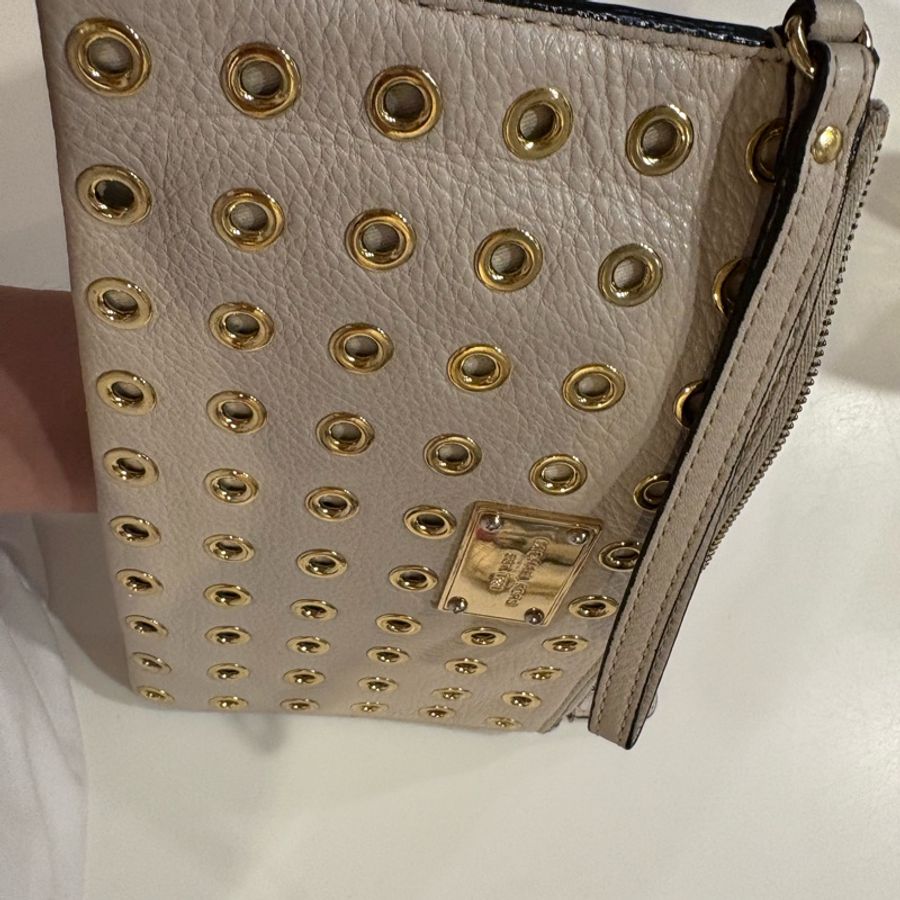 Michael Kors 專櫃款大手拿包-8