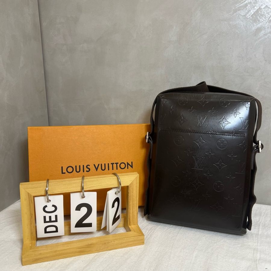 Louis Vuitton 硬殼肩包-2