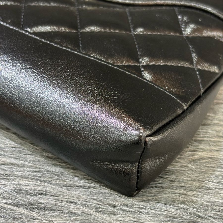CHANEL AP3656 黑皮 亮面 金釦 31 bag 雙C 斜背包 手提包-8