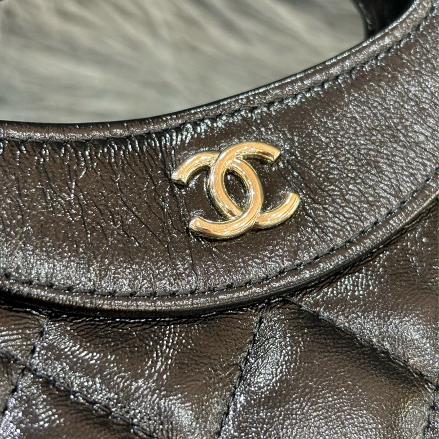 CHANEL AP3656 黑皮 亮面 金釦 31 bag 雙C 斜背包 手提包-11