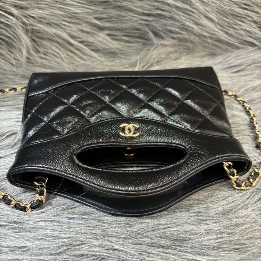 CHANEL AP3656 黑皮 亮面 金釦 31 bag 雙C 斜背包 手提包-25