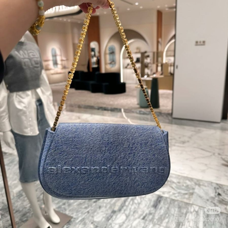 Alexanderwang 亞力山大王 牛仔藍腋下包 24*16-1