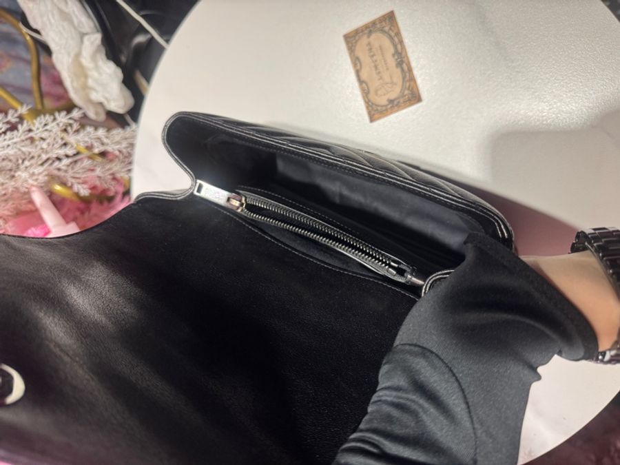 YSL學院包/黑銀山形紋信封包/王吉娜古董精品-8