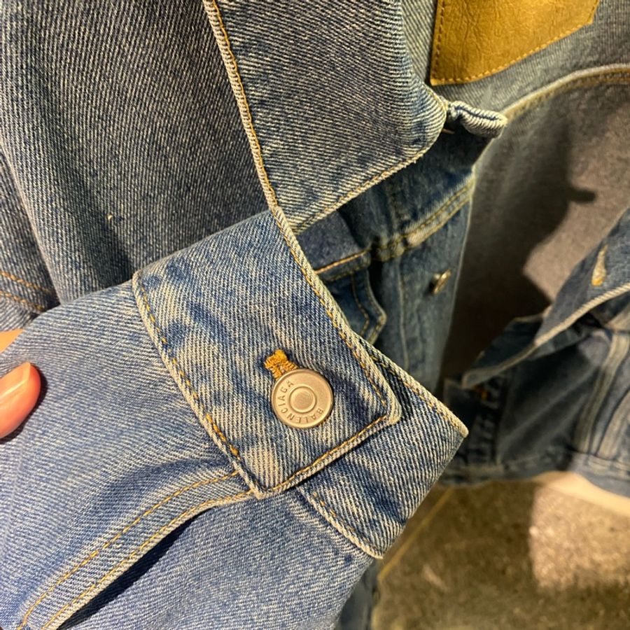 Balenciaga/巴黎世家 藍色褶皺牛仔外套 尺寸34碼喔-3