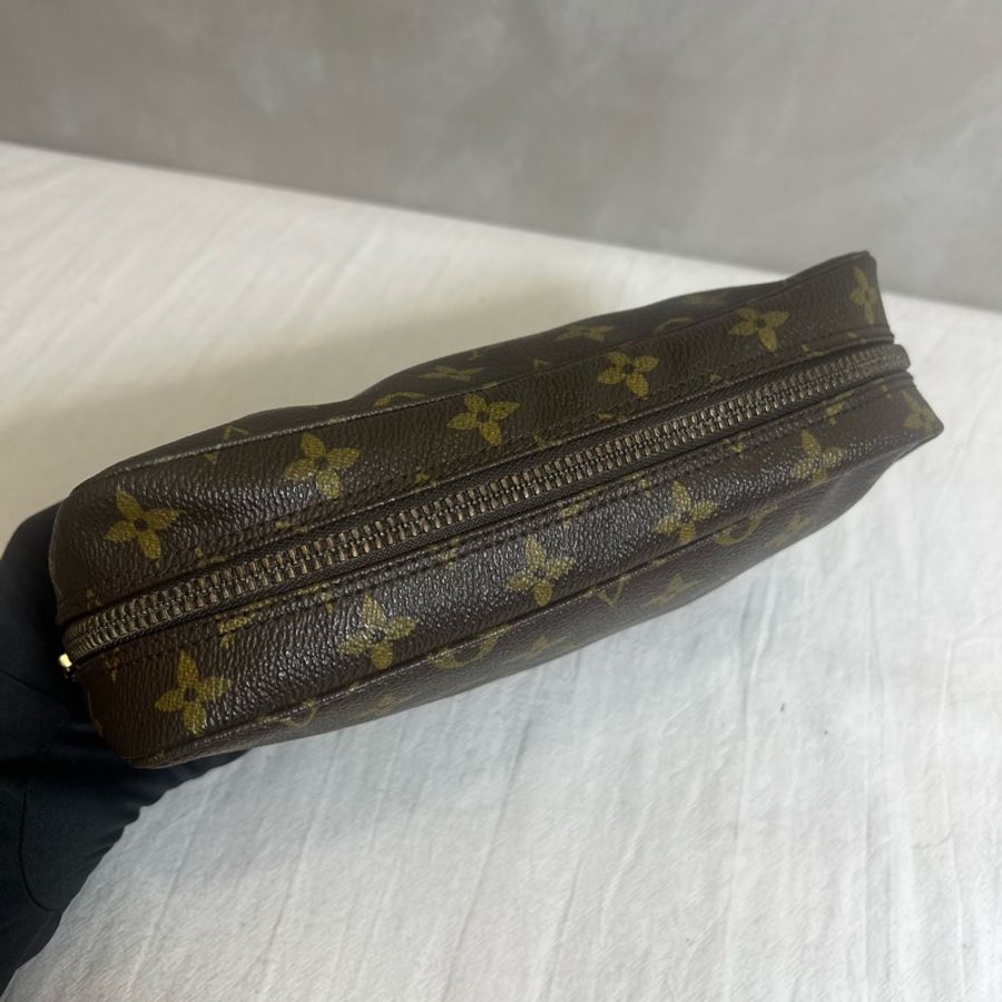 LV 經典手拿包-10