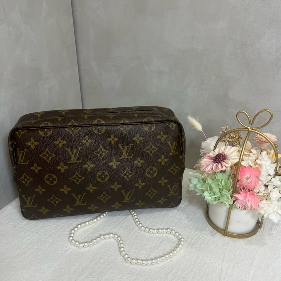 Lv 經典老花款化妝包-2