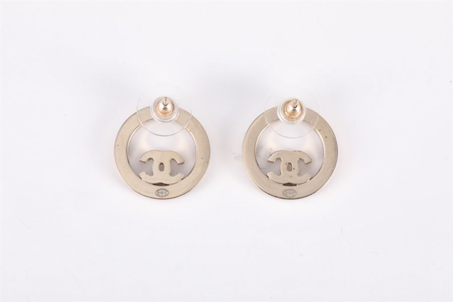 CHANEL(香奈兒) 合金 17S 粉鑽圈圈雙C耳釘-3