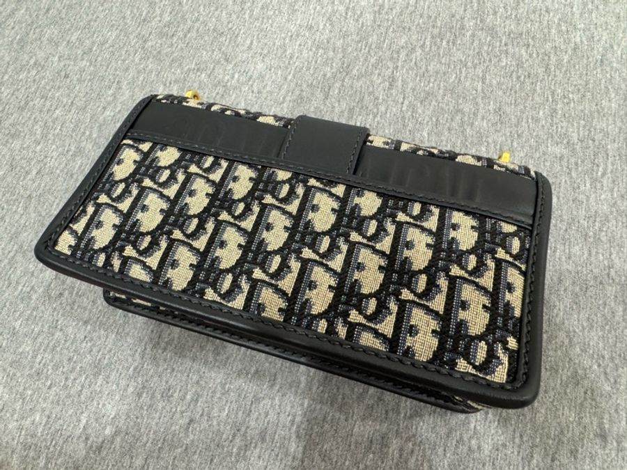 DIOR(迪奧) 30Montaigne 蒙田 EAST-WEST 老花 帆布 金扣 鏈條包-13