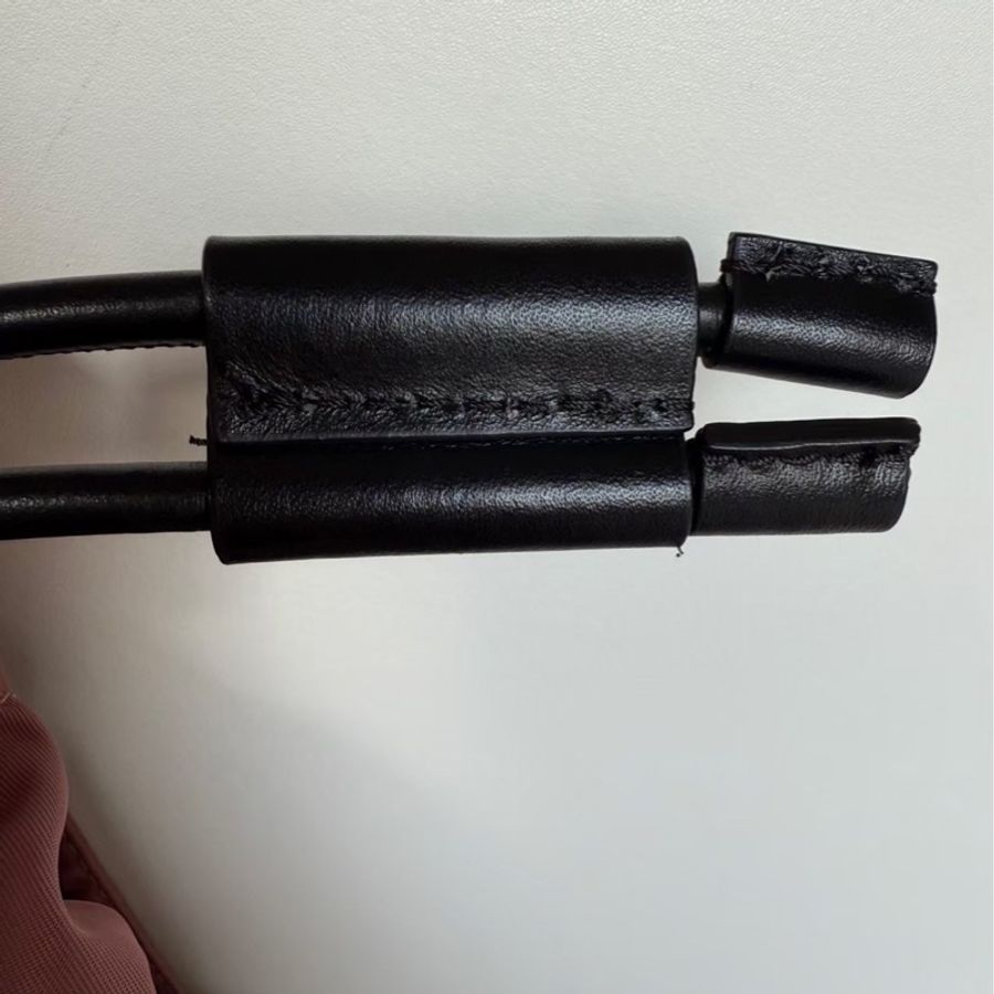 甜甜美BURBERRY 雙肩尼龍後背包-4