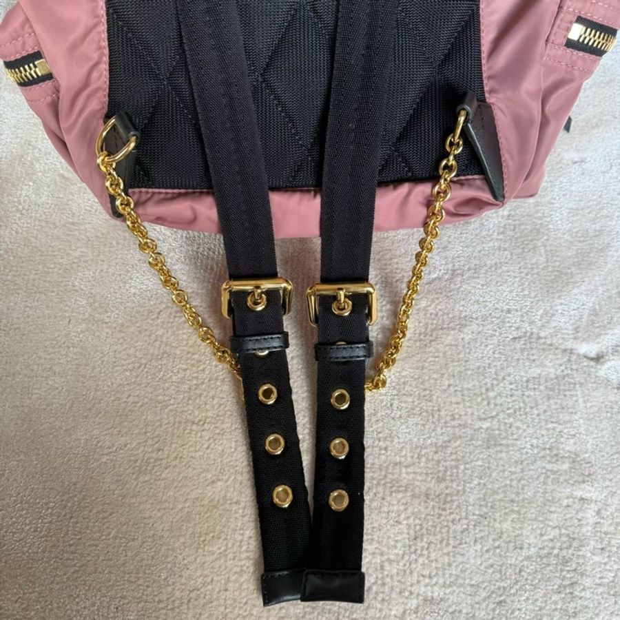 甜甜美BURBERRY 雙肩尼龍後背包-9