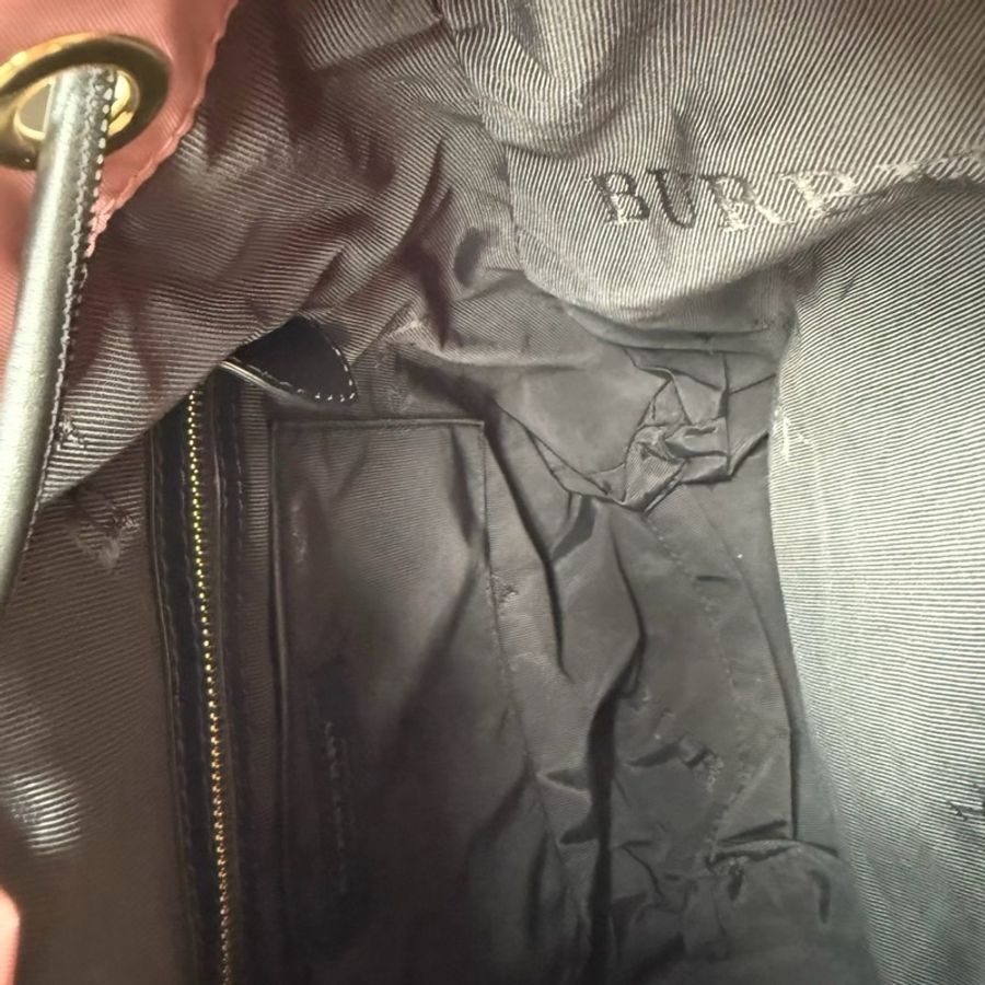 甜甜美BURBERRY 雙肩尼龍後背包-20