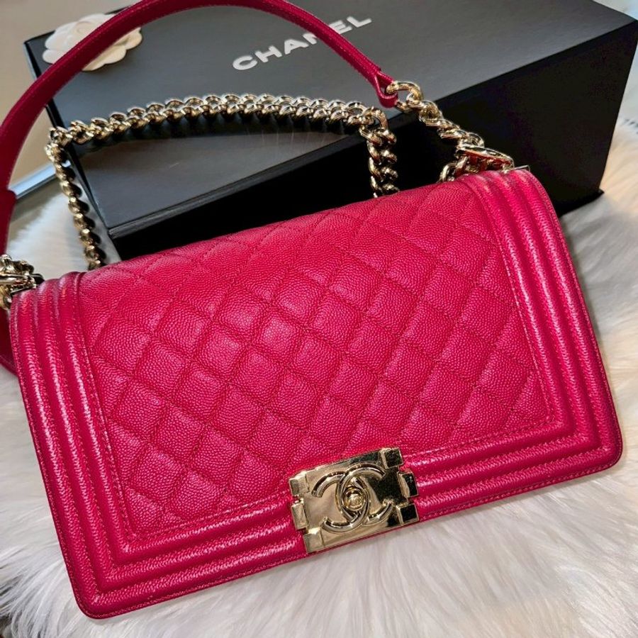 CHANEL 桃紅色淡金扣 Boy25-0