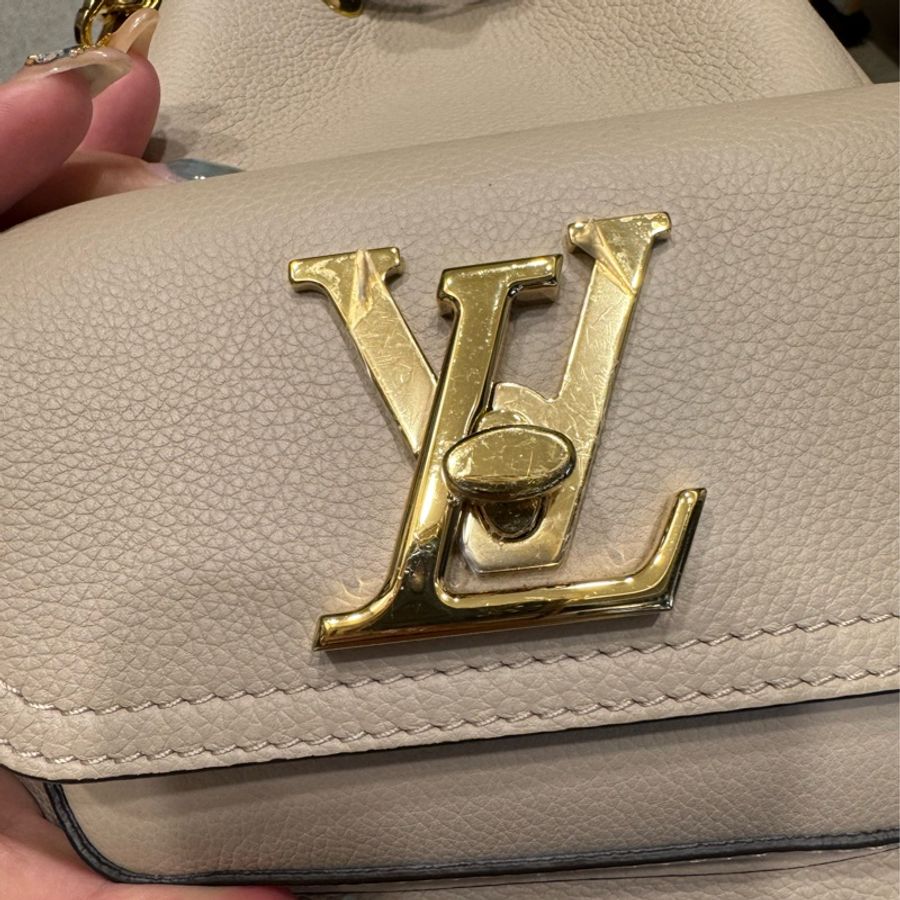 LOUIS VUITTON LOCKME BUCKET MM 米色-2