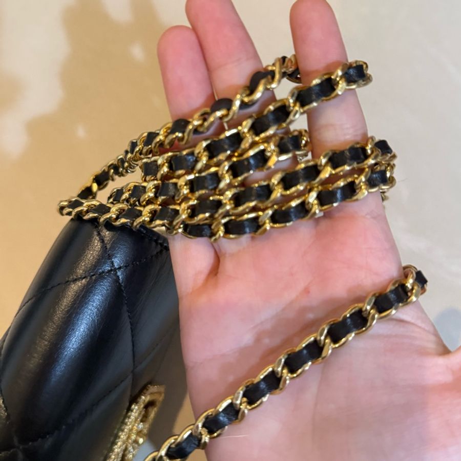 Chanel 香奈兒限量款牛皮菱格金鑽口蓋包-12