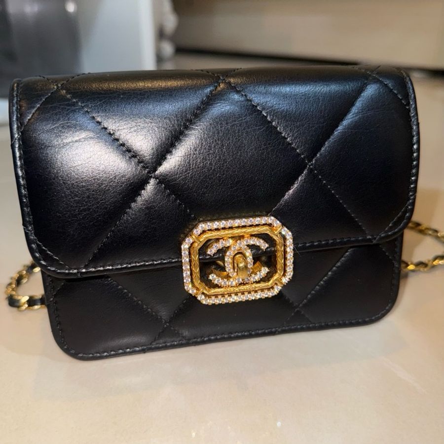 Chanel 香奈兒限量款牛皮菱格金鑽口蓋包-14