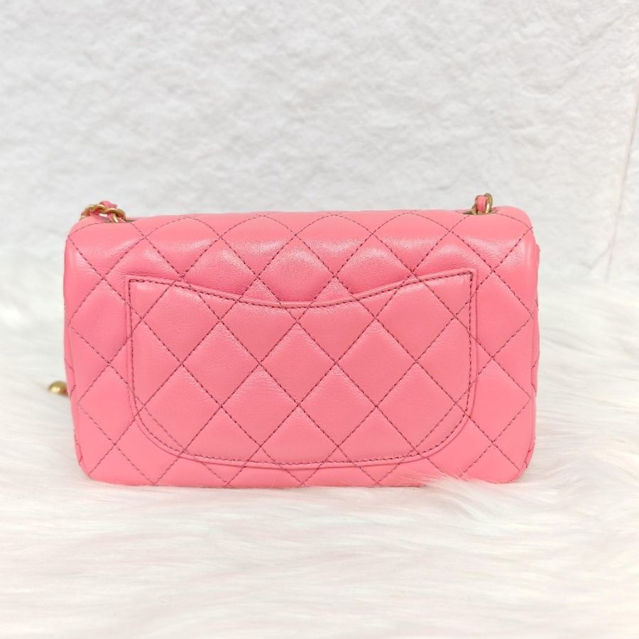 Chanel 香奈兒 大mini 粉色金扣 小羊皮 芯片款-1