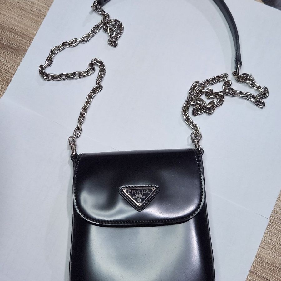 PRADA 隨身包 小廢包 手機包 全皮-1