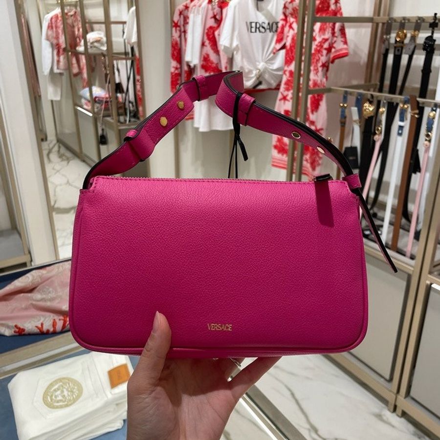 🎁夏季折扣倒數🎁Versace La Medusa 美杜莎小牛皮肩背包 紫紅色-5