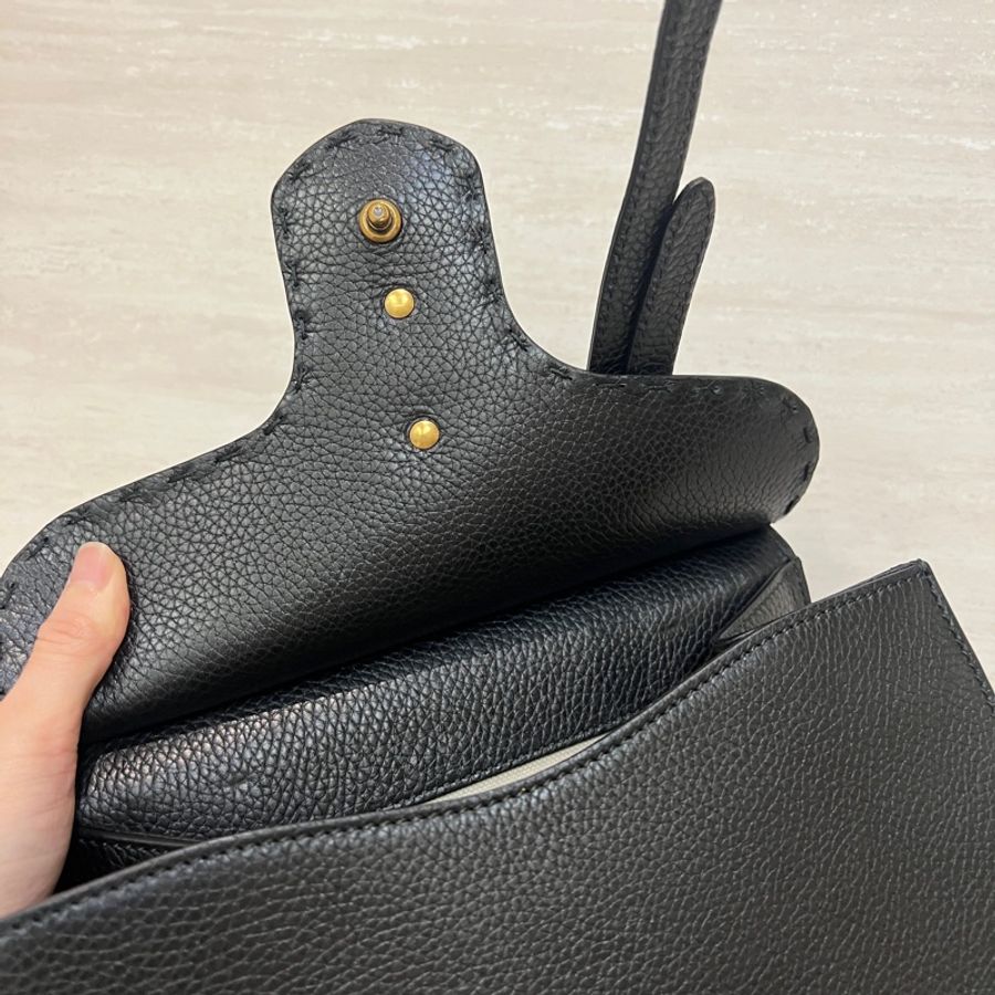 Gucci 黑牛皮霧金釦手提斜背包-10